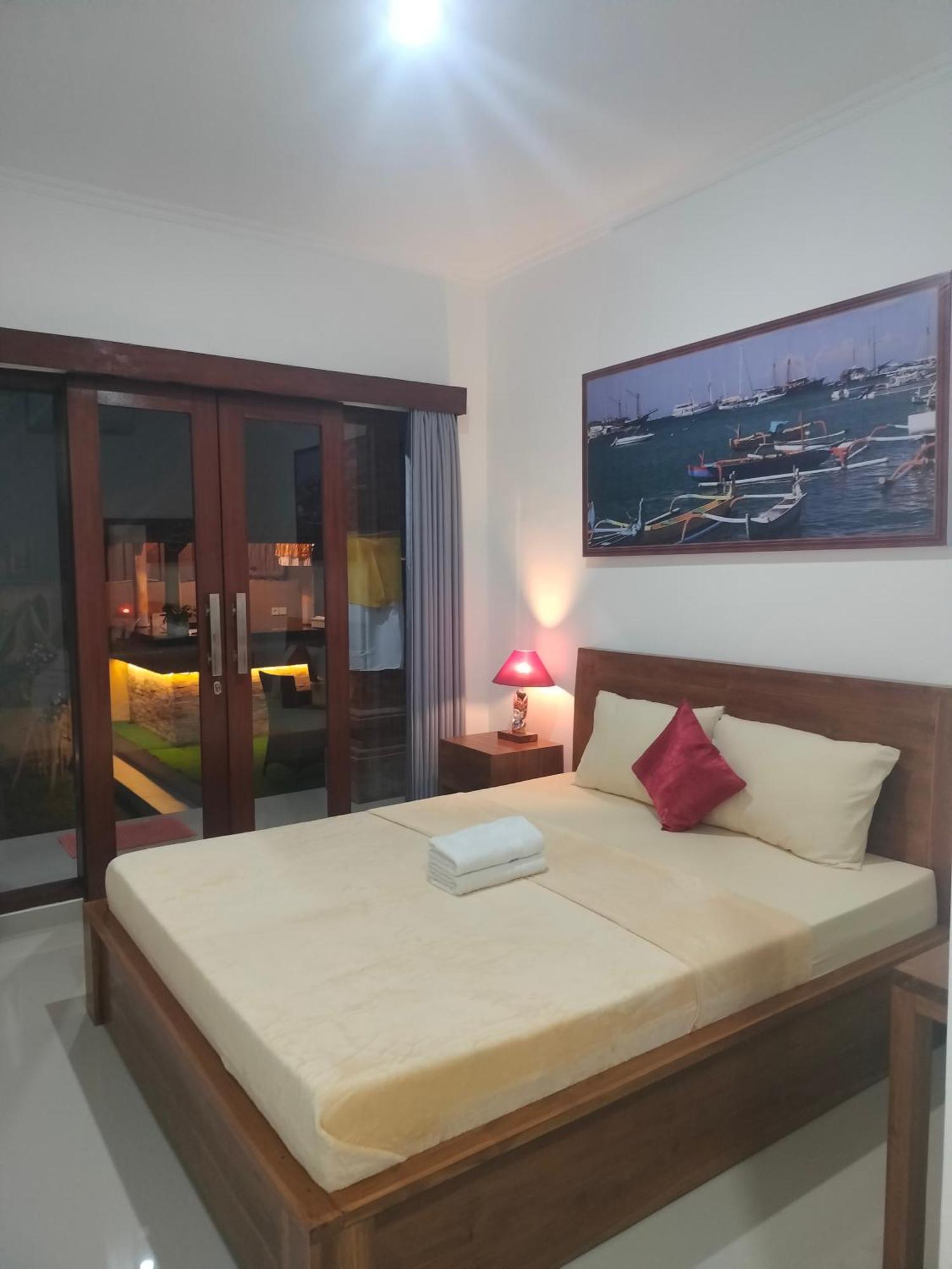 D&D Homestay Pesanggaran Buitenkant foto