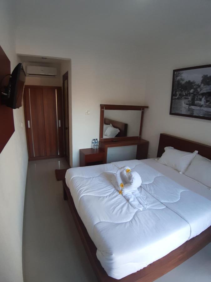 D&D Homestay Pesanggaran Buitenkant foto